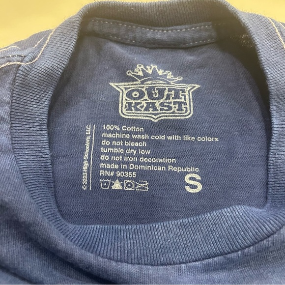 NWOT Men’s OUTKAST T-Shirt, size small - Picture 4 of 4